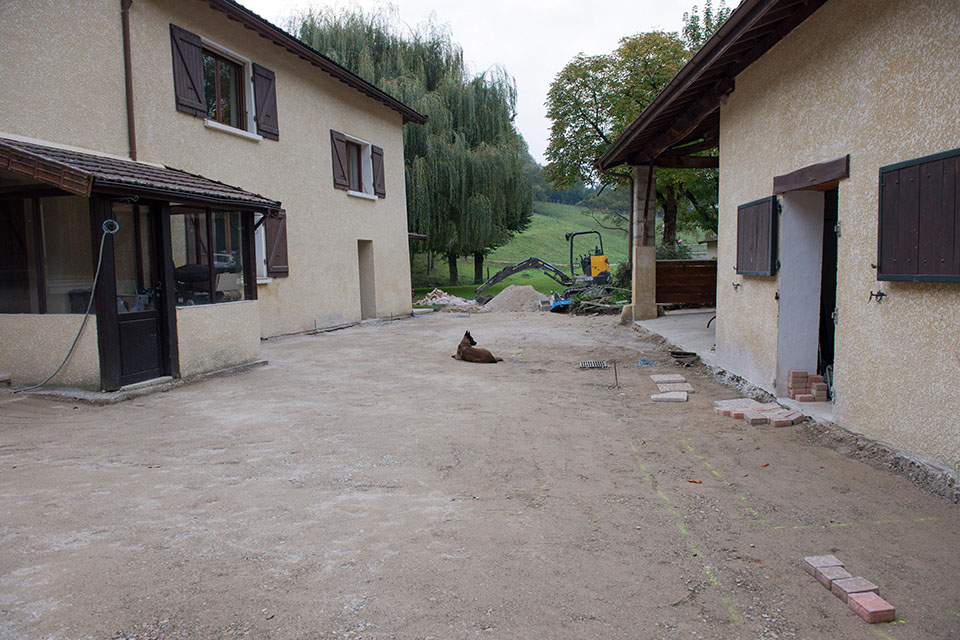2014 drainage de l'eau devant les boxes