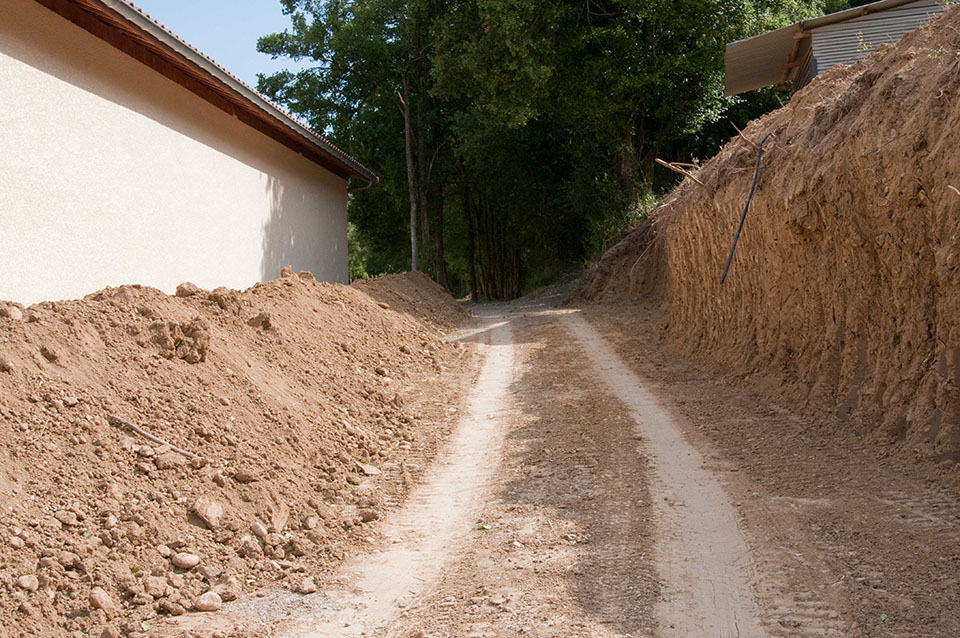 On s'attaque maintenant au chemin qui s'ecroule